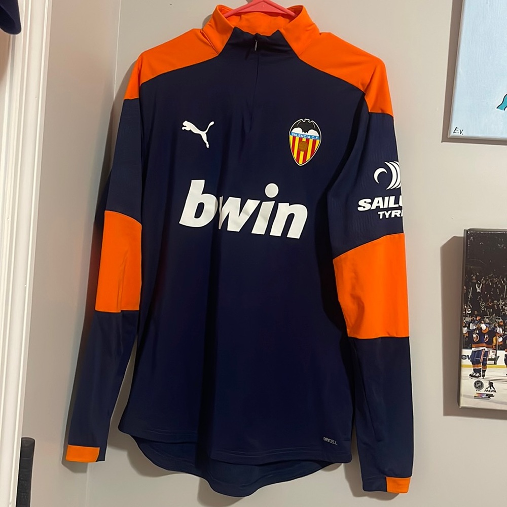 2020 Valencia warmup, worn once, excellent condition (medium)